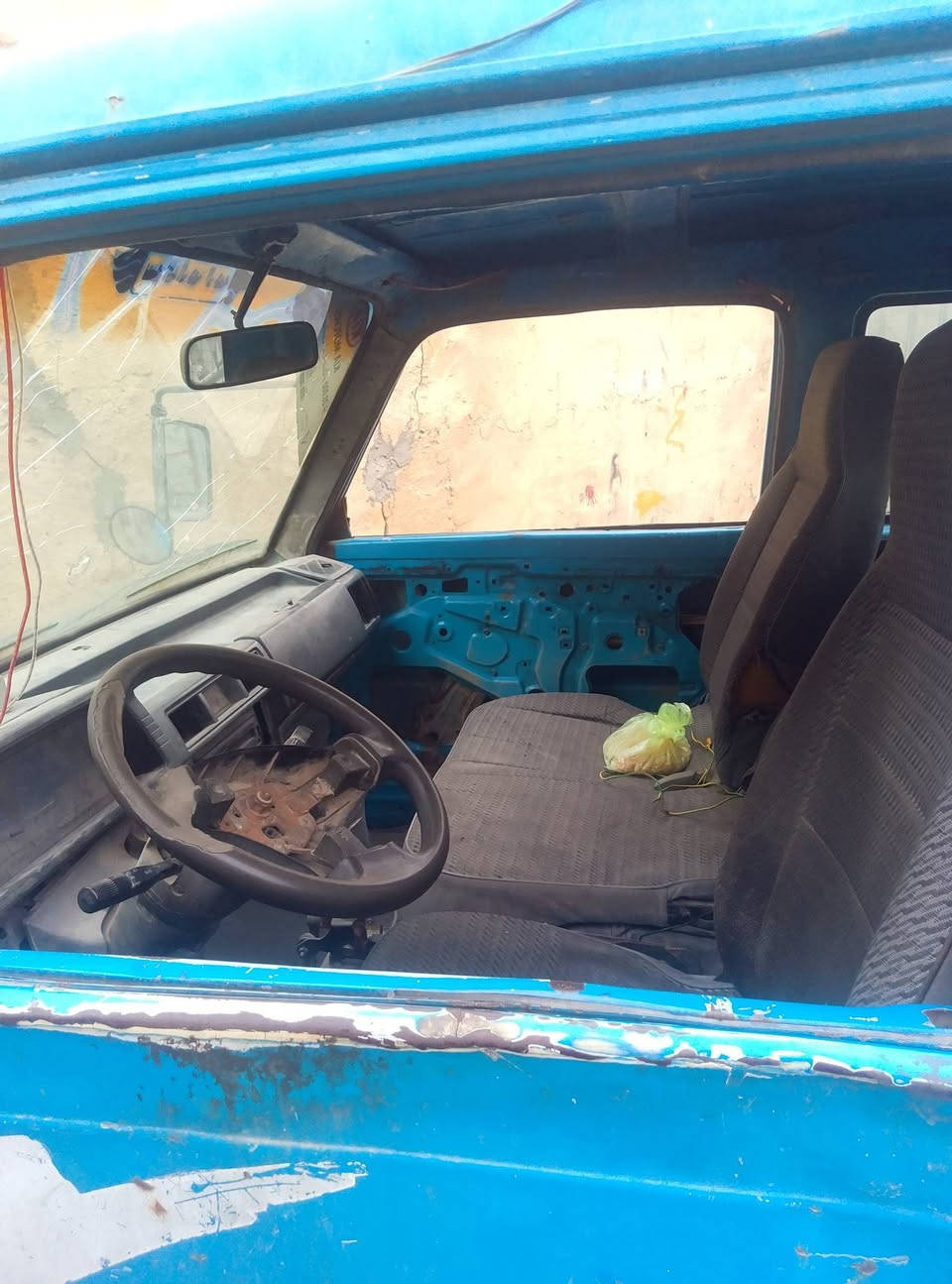 سلام عليكم سياره موديل ١٩٩٦رقم بغداد تحويل ثاني يوم مكان بغداد سعر ٤٢وبه مجال
***********
ملاحظه سنويه ضيعه وبه بلغ سياره بسمي
