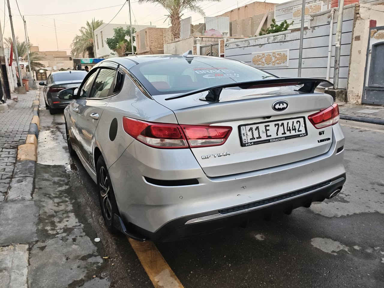 يا الله ... سلام عليكم اخوان
 كيا أوبتما موديل 2020
وارد أمريكي (( بدوووون ايربااااك ))
حادثهه جاملغ جهة السايق و طرف البنيد و موجوده صورة الحادث
سياره جديده بمعنى الكلمة و على ايدي
ما بيهه أي نقص
كير و محرك كفالة عامة بدون تنقيص او اي خلل
نص مواصفات
شاشه جبيره
رادار
تحديد مسار
قيادة ذاتيه
كامرا و حساس
رقم بغداد أنكليزي بسم أخويه ثاني يوم احولك
السعر (( 145 )) و بيهه مجال بسيط جدا
***********
مكاني كوت مركز المدينه
