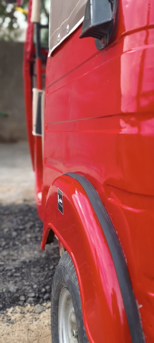 تكتك موديل 18 للبيع تكتك نضيفة مكفولة من الضربة اوراق اصولي كفالة للترقيم  مصبوغة جمالية مكينة لاتنقيص لا نضيح  رايدها ب 4500 مكاني نعمانية للاستفسار اكثر اتصل *********** .
