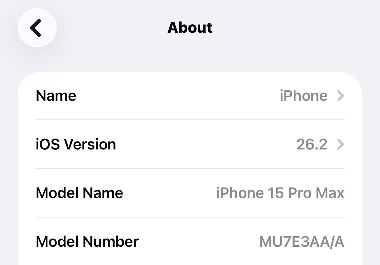 السلام عليكم تليفون ايفون للبيع 

‏15 pro max 
شرق اوسط AA/A
ذاكرة 512 كيكابايت
بطاريته 86٪
لون تيتانيوم 
نظافتة 100/100

ملحقاته كامله (الكارتون + واير الشاحن الاصلي + حافظه + لاصقة شاشة + حماية عدسات الكاميرات + وصل الشراء)
ضمان شركة ماستر 
مشترينه من مركز العلي الوصل مالته ويا 

سعرة مليون 300 الف دينار وبي مجال 
مكاني البصرة - الامن الداخلي 
رقمي ***********

