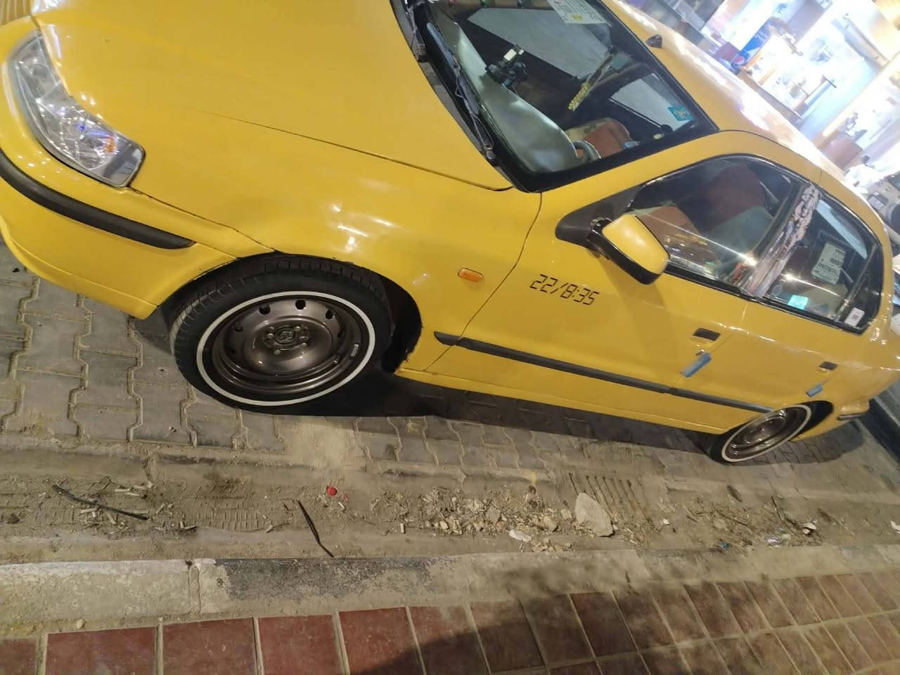 السلام عليكم سمند للبيع موديل 12 كير مكينه مكفولات رقم الإنكليزي سنوته 28 مصفره هيه وغرامات مداور ثاني يوم سعر 38 وهذه رقمي ***********
