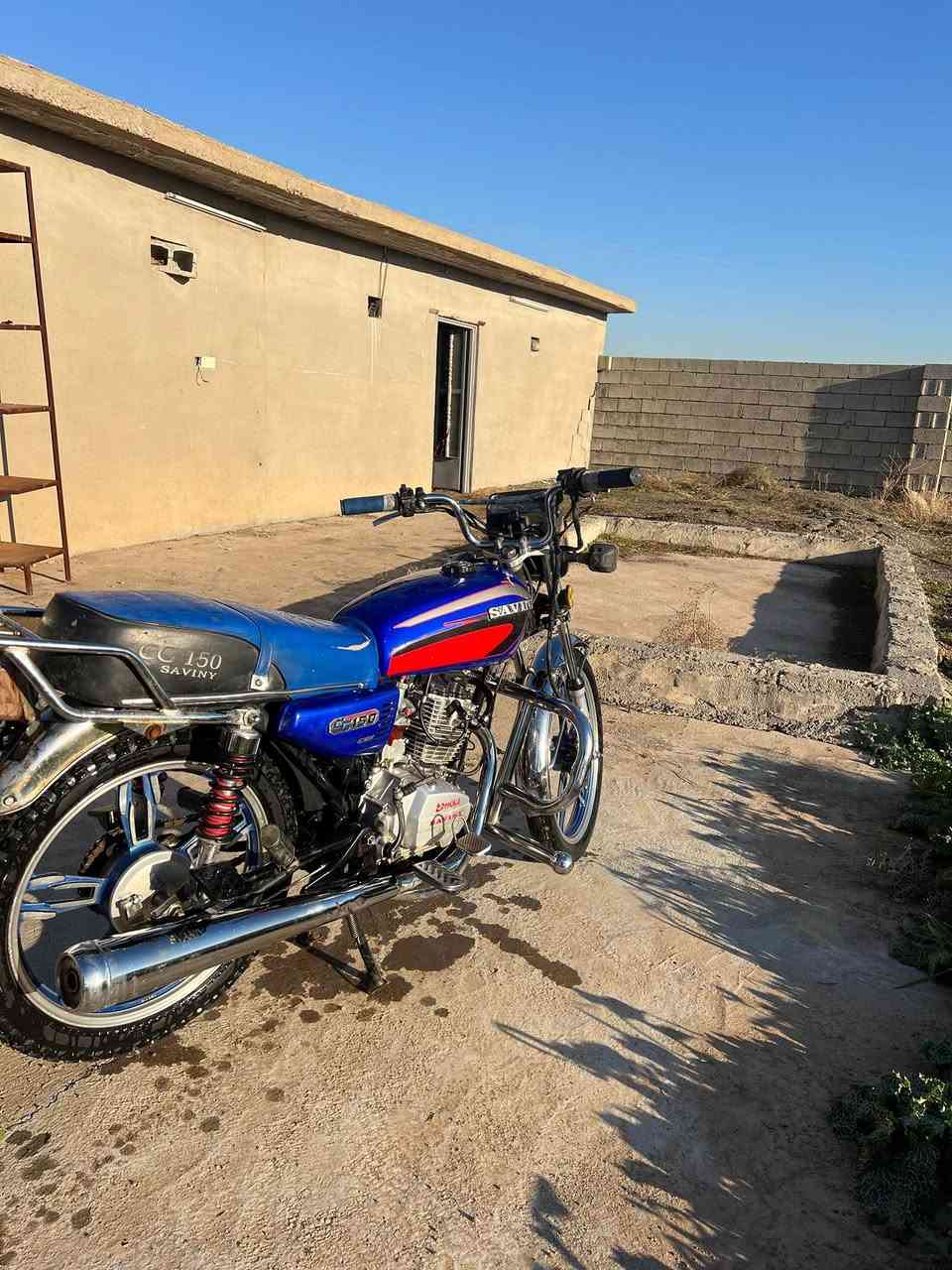 بسم الله للبيع سافين وزن ثقيل 2023محرك كبس مامفتوح كهربائي كله شغال بس يعوزو نشرات فقط والباقي شرط السعر 475وبيها مجال ‏‪+9647722904928,,,,,,‏‪***********‬‏
