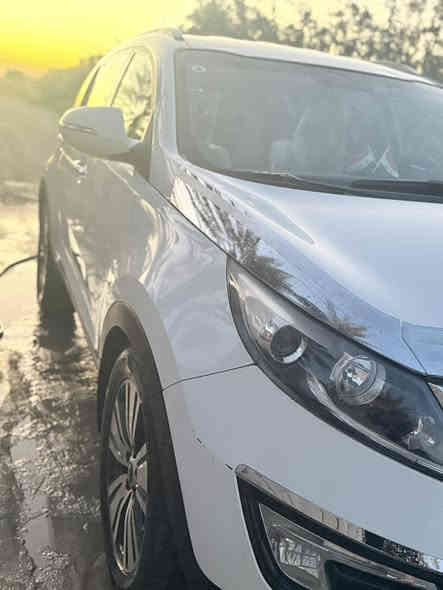 سلام عليكم 
سبورتج للبيع فقط ٢٠١٥ 
سياره فول خليجي محرك ٢٠٠٠ دوش 
سياره خير من الله 
 سوناره موجود 
كشن كهرباء 
بصمه 
شباك نحله 
جلد
كشنات ٤  تدفئه  تبريد 
حساسات خلفيه دكم بل باب 
ويل كب حجم ١٨ 
مري شفط  
شاشه 
قطعتين تبريد 
كشن السايق ٣ دكم 
مكاني ديالى قضاء بلدروز  سعر 165 وبيه مجال 
***********
