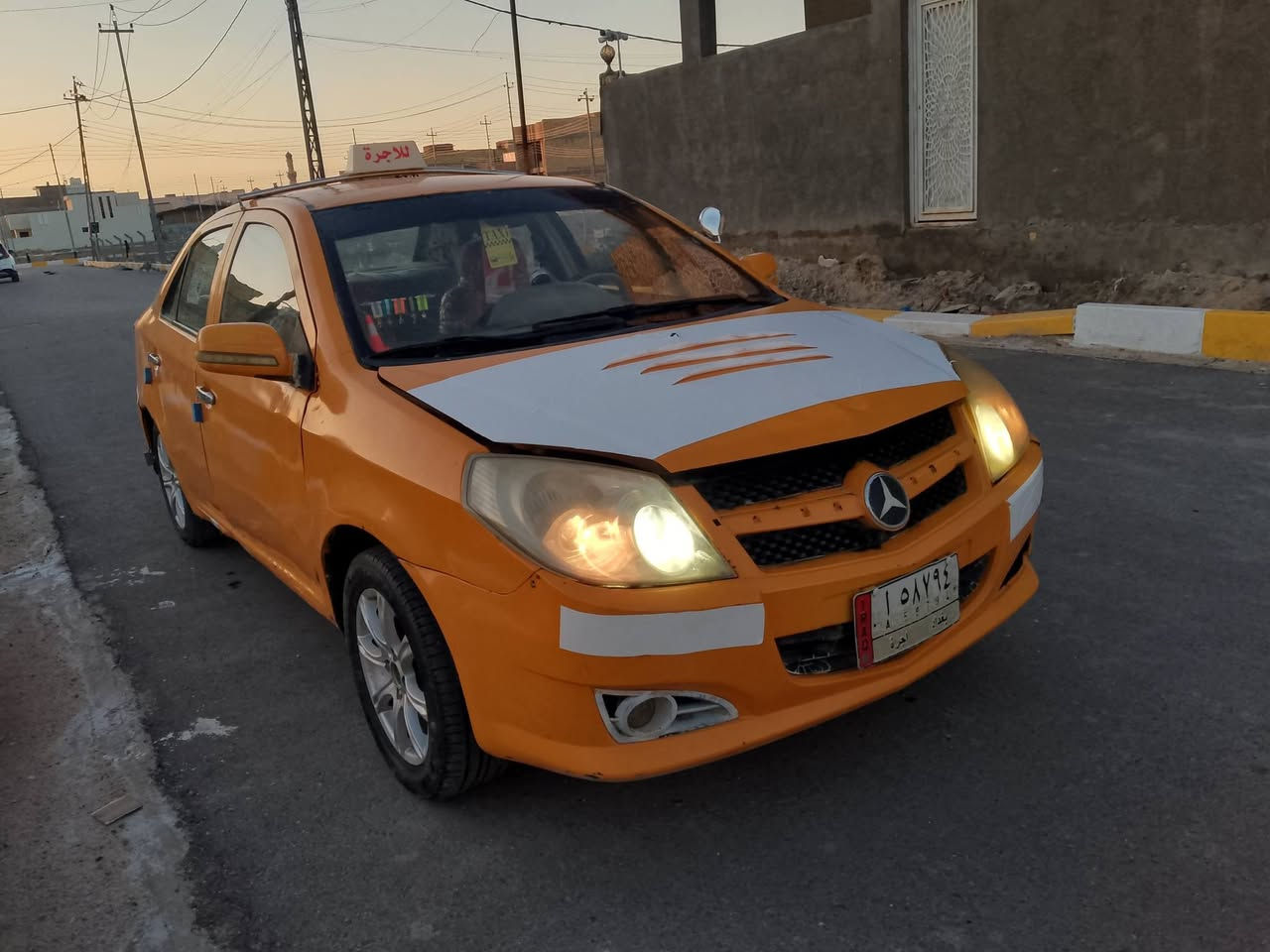 السلام عليكم جلي ام كي موديل 2011 حره مكينه وكير جدد  كورلاه شرط تخم تاير جديد حداديه جديده باتري مشط جديد دواخل مدوشمه جلد كهربائيات شغاله كلها سياره جاهزه السعر 13وبيها مجال مكاني ناصريه مركز الشراي يتصل ***********
