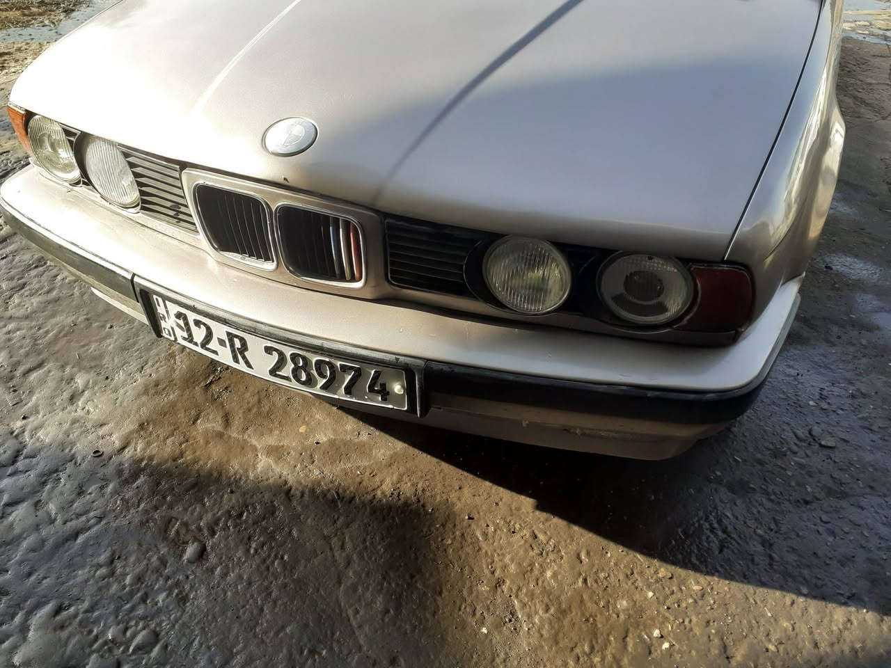 السلام عليكم بيئم 525 موديل 90 محرك كبس كير توماتيك سلايت تبريد لون ذهبي صبغ عام طخم تايرات جدد ويل صقر   الداخل ينرادلو ترتيب    رقم دولي سنويه 2030 نينوى بسمي رقم موبايل ***********  السعر 48 ورقه
