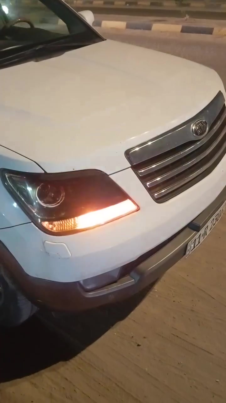 للبيع موهافي خليجي موديل 14 فول مواصفات واحد على واحد فورويل شنو ابالك مواصفات بيها رقم بغداد انكليزي بأسمي مشروع وطني مكانها الديوانية سيارة بيها مكانين تكحيل للشراي اتصال او واتساب ***********
