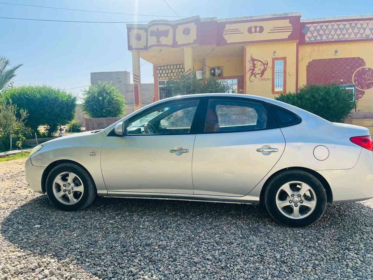 السلام عليكم افانتي اللبيع كير محرك كلو شرط سياره كصه جديده فوال موصفات عده الفتحه السعر 37وبيه مجال الشراي يتصل ***********
السياره موديل 10  السياره ادوات
