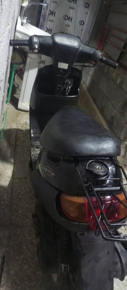 السلام عليكم دراجه 60 بطه للبيع السعر 200,000 للتواصل‎***********‎
