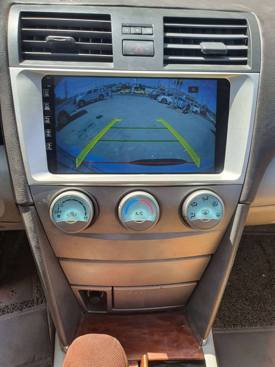 #توفر_توصيل لكافه المحافظات
تم ربط تاب  كامري فول مواصفات شاشه كزاز 4K 
موجود من موديل ٧ الى موديل ١١
سعر التاب ٦٥ الف 
ويوجد ايضا تاب ب ٧٥ الف
ويوجد ايضا ٨٥ الف 
ويوجد ايضا ٩٥ الف كشكل نفس الشكل بس اختلاف مواصفات 
السعر يشمل تاب مع الاطار والفيش 
مواصفات الشاشة 
١-شاشة لمس فول HD ضد الكسر  
٢-بلوتوث 
٣-اوكس (AUX)
٤-فلاش (USB)
٥-نظام اندرويد انترنيت
٦-اشغل كامرة
٧- أحدث اصدار 
٨- الذاكره 64.. العشوائي 4
٩-تحديد موقع. نظام GPS
١٠-صوت استريو واضح جدآ
١١- راديو
#العنوان بغداد السنك مجاور مجمع الغفران التجاري
للأتصال ***********
