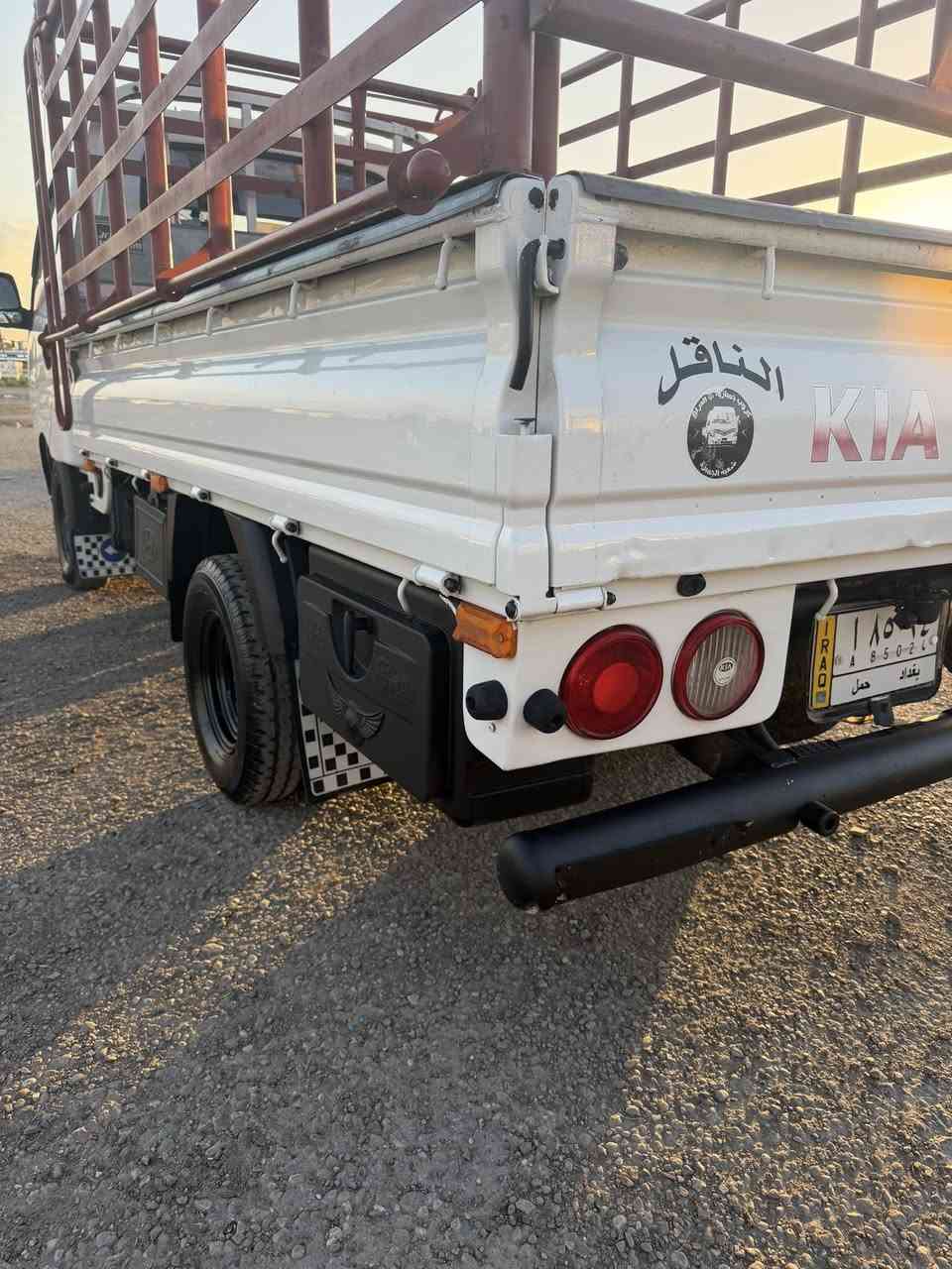 سلام عليكم مديل 2016 مشروع وطني سنويه ال 26
مكفوله من ضربه وكص وصبغ مكينه جديد شاصي مكفوله 

تخم تايره صدره جديد دوشمه جديد كهربيات شغاله تبريد شغال

السعر 113  العنوان بغداد كماليه رقم ***********
