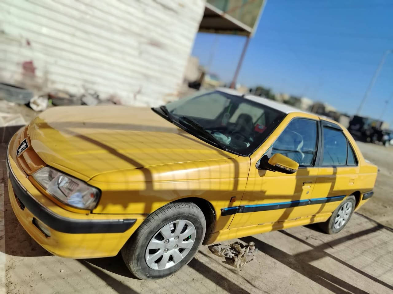 السلام عليكم بيجو بارس موديل ١٢ تخم تاير كير مكينه صار شهر من مشدودات سياره كفاله عامه صدر خلفي وامامي جديد كهربائيات كلها شغاله سنويه جديده راعيها موجود يمي سنويتها لل ٢٧ سياره مال جناي مامشتغله تكسي للأستفسار ***********
