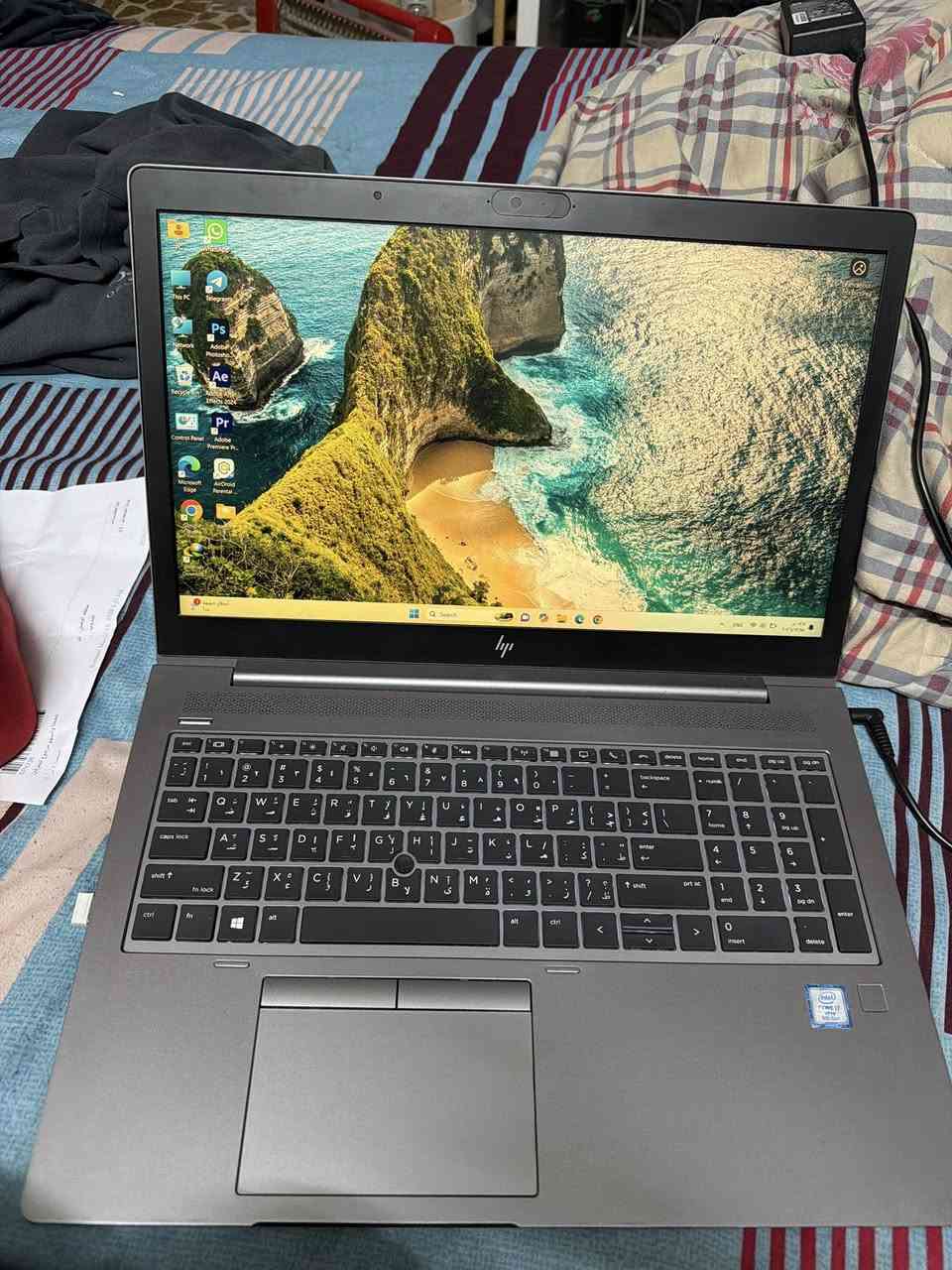 للبيع لاب توب hp zbook 15u 5g
الاب توب  معالج كور i7  الجميل الثامن
يجي بيه اثنين كارت شاشة

Graphics 620
Pro wx 3100

الهارد 500 g
الفئة workstation مخصص للالعاب والمونتاج
السعر 500 الف
مكاني بغداد


**إذا كنت صاحب هذا الإعلان وتريد حذفه لأي سبب، رجاءا أرسل رسالة إلى الدعم الفني**