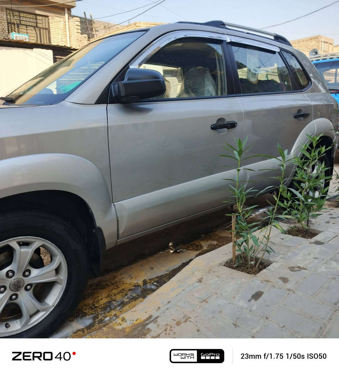 السلام عليكم سياره توسان للبيع موديل 2009 مكفوله كفاله عامه من الصبغ وضربه وتبديل تدفئه وتبريد شغال تخم تاير جديد حديدية جديده تحويل مباشر بأسمي العنوان بغداد مدينة الصدر رقم الهاتف ***********
