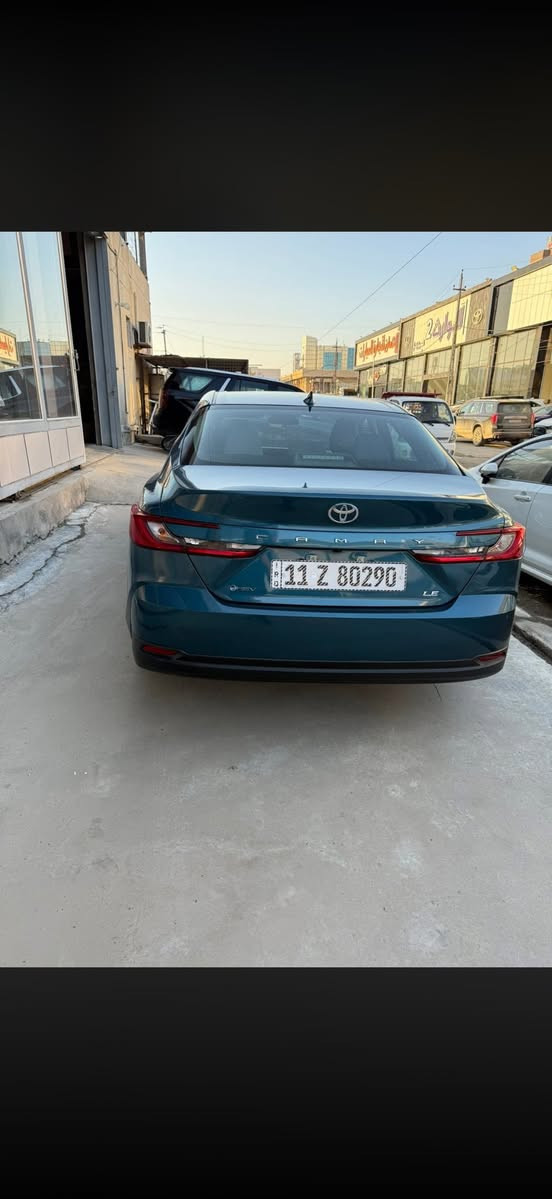 السلام عليكم
كامري 2025 مواصفات LE لون فيروزي قطعتين صبغ بدون ايرباك 
صور الحادث مرفق بالمنشور
السعر 22 ونص دولار
للاتصال ***********
