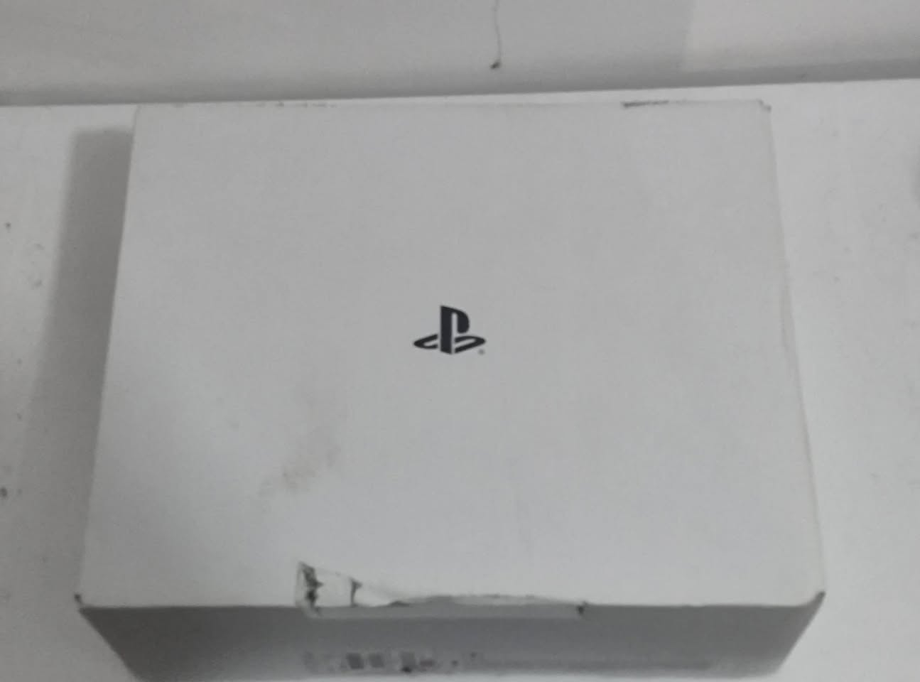 للبيع جهاز PS5 Slim نسخة أقراص (بحالة ممتازة جداً).
الملحقات المتوفرة:

يدتين تحكم أصلية (DualSense) شغالين

كارتونة الجهاز الرسمية مع كامل الكابلات الأصلية (باور + HDMI + شحن اليد) الاصلي.

حالة الجهاز: نظافة خارجية وداخلية 100%، غير مفتوح وغير مصلح نهائياً، أداء هادئ وبدون حرارة.

عنواني: البصرة. 

للاستفسار اكثر، خاص.

السعر: 780 الف


**إذا كنت صاحب هذا الإعلان وتريد حذفه لأي سبب، رجاءا أرسل رسالة إلى الدعم الفني**