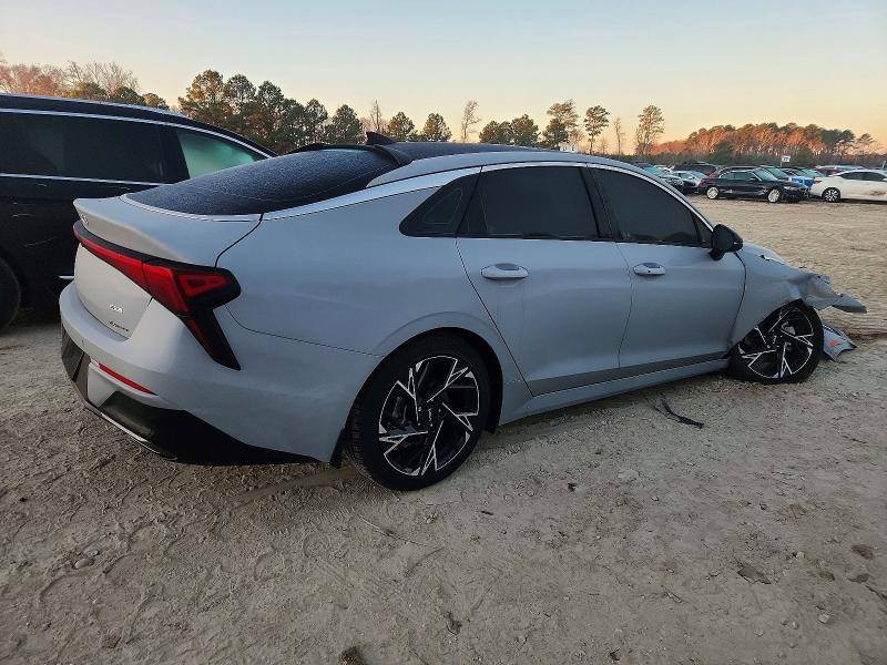 (اعـــــــــــــلان مــــــــــــــــزاد 📢 ) 

2025 KIA K5 GT LINE 

كيا كي فايف جيتي لاين : ٢٠٢٥

حالة السيارة : تعمل

ضرر السياره : كما موضح بالصوره 

تاريخ الــــــمزاد الثلاثاء : 2026/3/17

وقت المزاد الساعه : الخامسه عصرا 

اللـــــــــــــــــــــــــــون : سمنتي 

عداد المسافه : 4.883

حجم المحـــــــــرك : 4 سلندر 2.5 

مدة الوصول : 60 الى 75 يوم

للإشتراك في المزايدة يرجى الحضور الى  مكتبنا للـتأكيد على تثبيت السياره المزاده.

العنوان : النجف الاشرف قضاء المناذره( ابوصخير) شارع حيره ابو صخير مكتب عمار لمزاد السيارات الامريكيه 

               تلفون 
              *********** واتساب
              *********** للاتصال
               عمار ابو عباس
