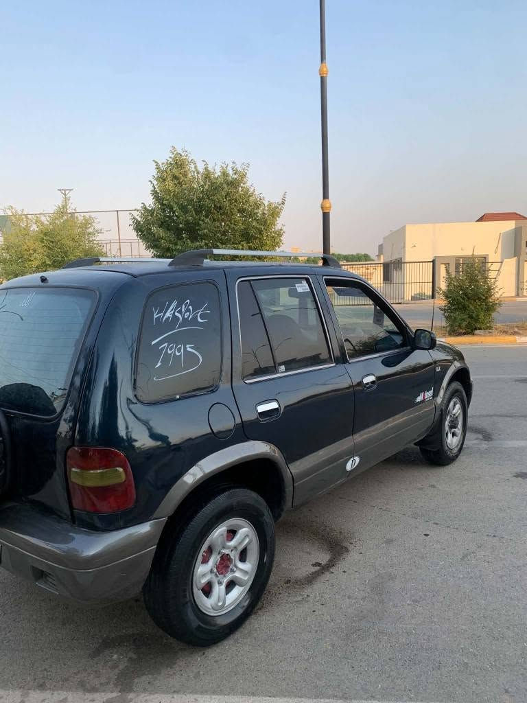 سڵاوو کیاسپۆڕتاج ئاڕموسەنەوی مۆدێل 1997مەکینەهەشتوو کابرێتەر گێڕومەکینەبەشەرت تەقەوڕەقەوکارەبایگشت گیانی مەزبوت چوارتایەی تازەی لەژێرە ناوداشبوڵو بەرەدەرگای زۆرجوانوپاک ماوەتەوە دەعمولێداوڕزیوی موسوبڕاوەی بەشەرت کامل بۆیاخێکی جوان کراوەکامل جوانکاری بۆکراوە سعر23گەڵاوکەمێ مەجال شوێن شارەزور هڵەبجەی تازە *********** كويسينجاك, أربيل
