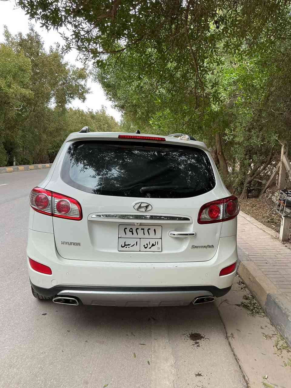 سلام عليكم سنتافي للبيع موديل 2012مكفوله كفاله عامه فول مواصفات فتحه بصمه تحكم ستيرن جهتين مري شفط سياره 7راكب 4سلندر كأمره خلفيه حساسات الكير المحرك تدفئه تبريد زوج تاير امامي جديد رقم أربيل تبريد 3قطع سنتر لوك جميع الأبواب كشن السايق كهربائي كشنات السياره جلد بلاد مانع انزلاق السياره قطرة صبغ مابيها وإلا معجون بصمه عدد 2ثلاجه جكمجه والسياره بيها ملاحضات بسيطه داخل السياره صاج اخوان السياره استخدام شخصي للبيت فقط على أيدي افضل أنواع الزيوت ابدلها مؤتل شركه غنيه عن التعريف السعر 165بيها مجال حك الجيه 
مكان السياره نجف كوفه 
الاستفسار اكثر عن المواصفات 
***********واتساب
