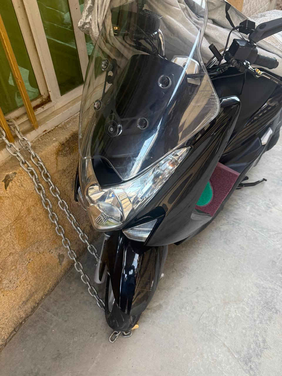 دراجه ماجسته اس رمبه الدراجه كفاله امنل برغي ممشاهه 30الف الدراجه نضافه 100/100الدراجه سعرهه2100وبيهه مجال فول نضافه مصالهه اهواي من نازله رمبه اتصال عل رقم***********
