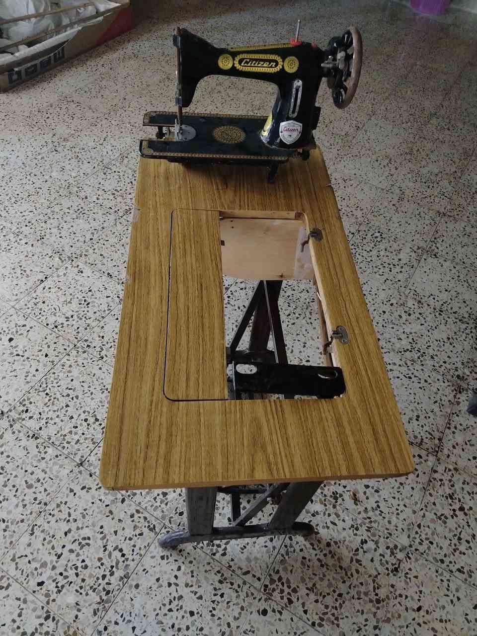 للبيع مكينه خياطه يابانيه متروكه
واسط صويره ***********
