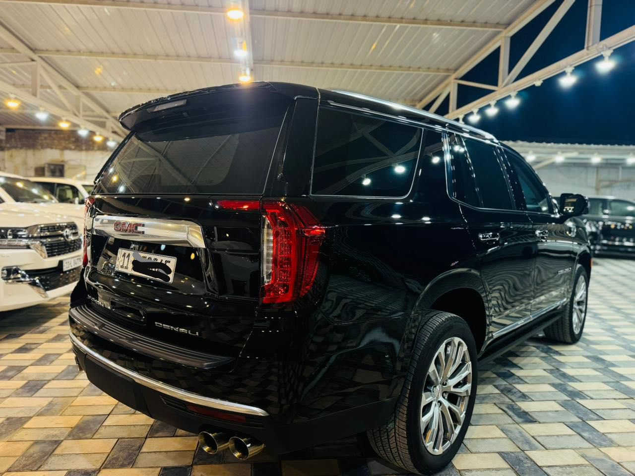 GMC 2024 
دنالي فول مواصفات.
السيارة كفالة عامه من كلشي صبغ وبارد وتبديل وكير ومكينه كلهن بحالة الوكالة 
١-كراسي كهرباء
٢-كراسي تدفئة تبريد 
٣-رادارات جانبي و امامي وخلفي 
٤-جنطة شفط 
٥- بنوراما 
٦-كشن ذاكره 
٧-مري قلاب 
٨-ستيرن كهرباء 
٩-هيتر ستيرن 
١٠-اربع بصمات 
١١-كامرات عدد ٥ 
١٢-حساسات امامي خلفي 
وباقي المواصفات المعروفة 
السيارة ماشية ٢٨ استعمال شخصي وعلى ايد وحده 
مكان السيارة النجف 
الاستفسار ***********
