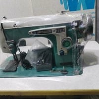 مكائن خياطة • بالة ياباني • مستعمل اصلي
