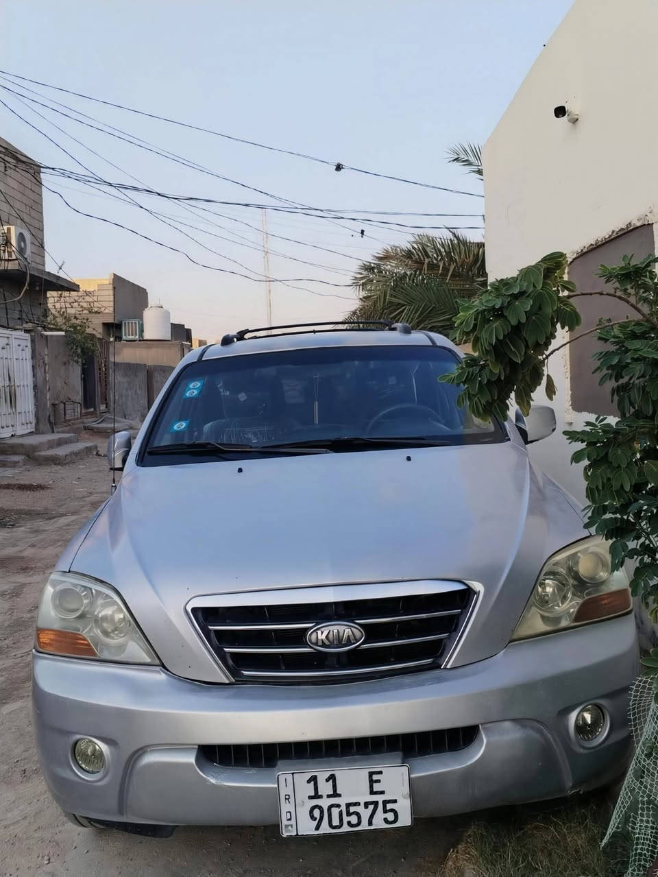بيع مستعجل كيا سورنتو شكل القديم موديل 2007 رقم بغداد تحویل ثاني يوم 
سنوية جديده هزهه جديده السياره بسمي
محرك 6 سلندر 
بیها منضومة غاز شغاله تبريد ثلج  كير ومحرك شرط ترايك وين متحب دهن المحرك والكير درجه اولى ومي درجه اولى اخضر باتري جديد الصلي 
حداديه جديده تخم تاير جديد كهربائيات كلها شغاله مابيها اينقص وسونارها موجود السعر 88 وبيها مجال قليل مكاني النجف كوفه ***********
