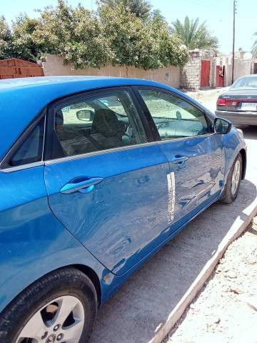 النترا 17هاج باك وارد امريكي رقم سليمانيه حادثة جاملغ الامامي والخلفي الأيمن بيه  أربع قطع صبغ بدون دواخل كير محرك تبريد كله جيد جداً محرك حجم 2000جي دي سنويه نافذه صار سنه السعر 90وبيه مجال مكان السيارة الصويرة رقم موبايل ***********
