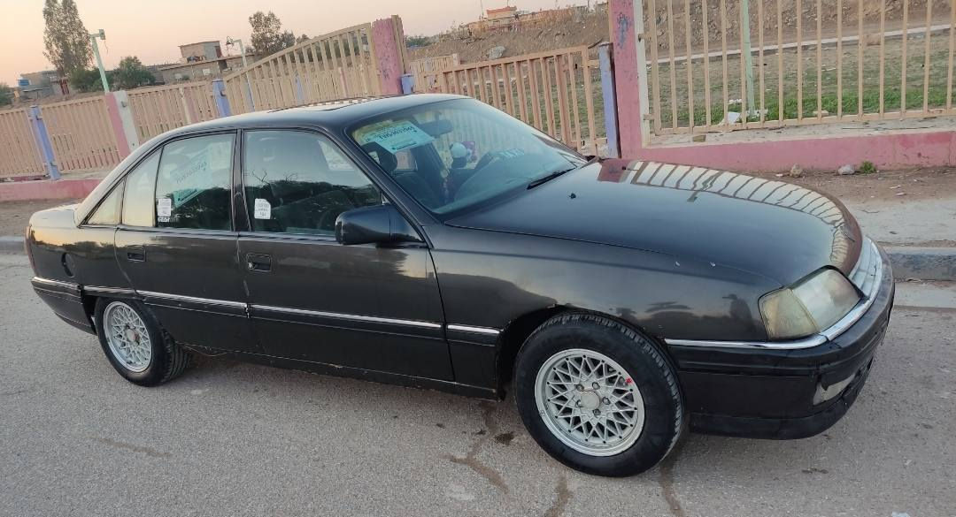#للبيع اوبل اوميكا محرك 20 كير عادي
موديل 92.. رقم انبار ... #السعر 26.... وبيها مجال بسيط        للتواصل الاتصال على الرقم ***********
