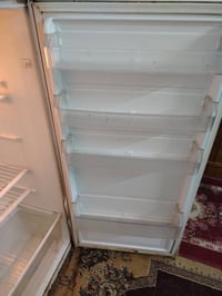 مكان شهداء • ثلاجة