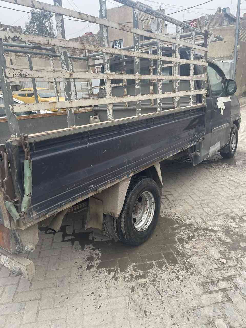 السلام عليكم هونداي ليبرو مديل 2000محرك 3000مسكر مكينه كير حداديه مكفوله سياره نضيفه خير من الله سياره جاهزه سياره بسمي تحويل ثاني يوم السعر 65 مكان السياره بغداد حي اور 
***********
