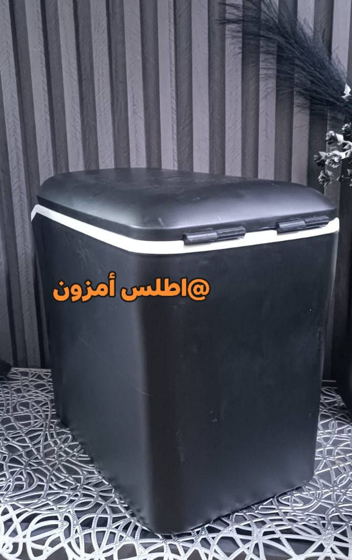 ثلاجة سيارة 
🔷تشتغل ع جداحة السيارة
🔷تبريد او حرارة
🔷بيها شخوط
متوفر بسعر 25 الف 
متوفر توصيل الى جميع محافظات العراق 5 الف 
🔷للحجز خاص ماسنجر او واتساب
🔷رقم الواتساب ***********
