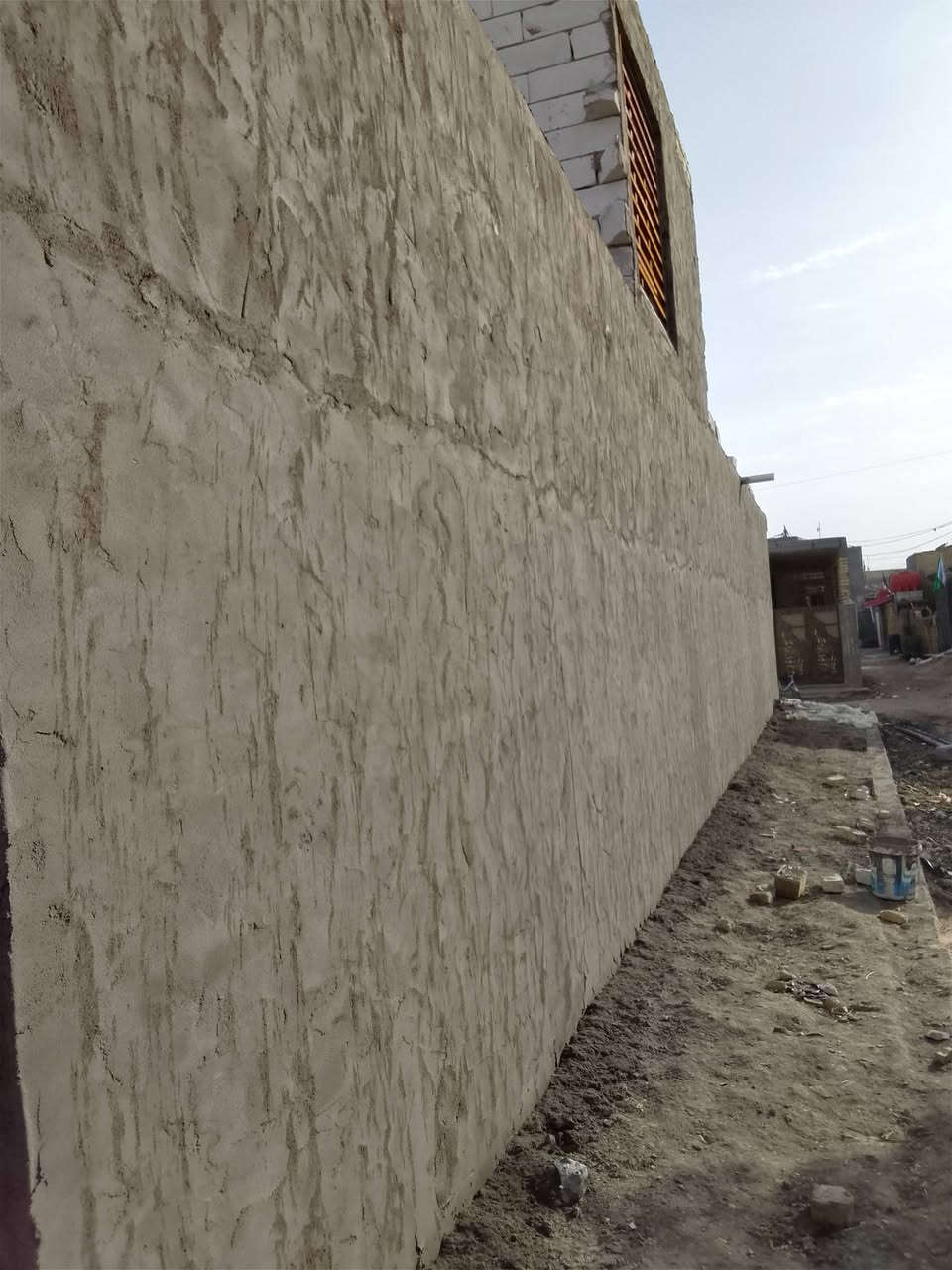 السلام عليكم كادر عمل لم جص وبورك وسمنت عمل فقط المتر 6000 العنوان الحمزة الغربي نشتغل لاط اجارارة سقل سمنت المتر 2000 كلشي علينه مقطوعة حتى الابراج رقم موبيل ‏‪***********‬‏
