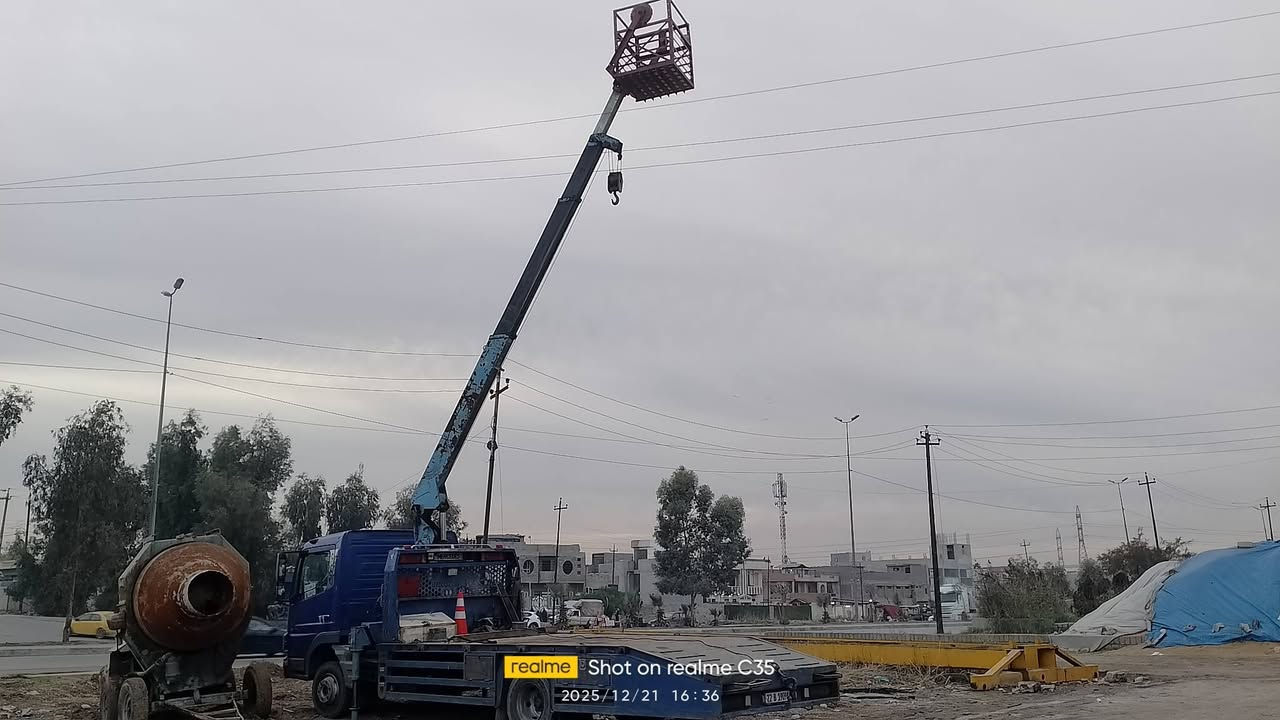 سلام عليكم شباب اللبيع اتيكو 2005 ست براغي محرك 4 
كرينه سلايتن اف اكس  سياره فول موصفات جامت كهرب تبريد تحكم سرع فول مواصفات معنده جوبلس من وره ورق 
سنوي ساقطه 2025 سياره جاهز طخم تايرت جديد 
*********** 
*********** مكان موصل
