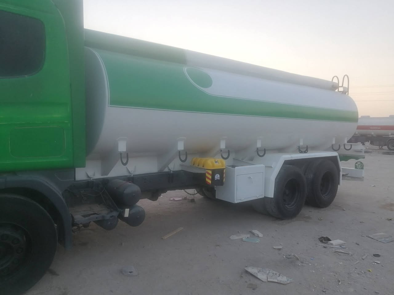 تنكرسكانيه تانكي جديد كير محرك شاصي تبريد جهزه سعر٣١٠ورق شحال ٢٠طن رقم بصره  عنوان بصره هاتف ***********

