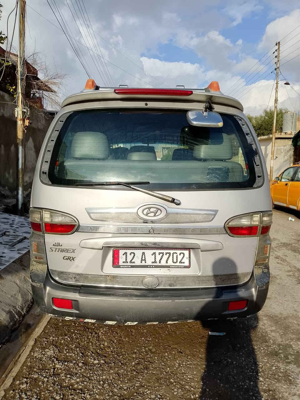 سلام عليكم ورحمه الله وبركاته
للبيع استاركس 2007 رقم موصل دولي سنويه جديده لل 2030 فول فول مواصفات 
لون سلفر كير محرك تبريد تدفئه بشرط كشن كاعيه جديد تخم تاير ويل جديد شواصي مكفوله 
للاستفسار الاتصال على الرقم *********** مكاني كركوك خابر بيك خير وتدلل
