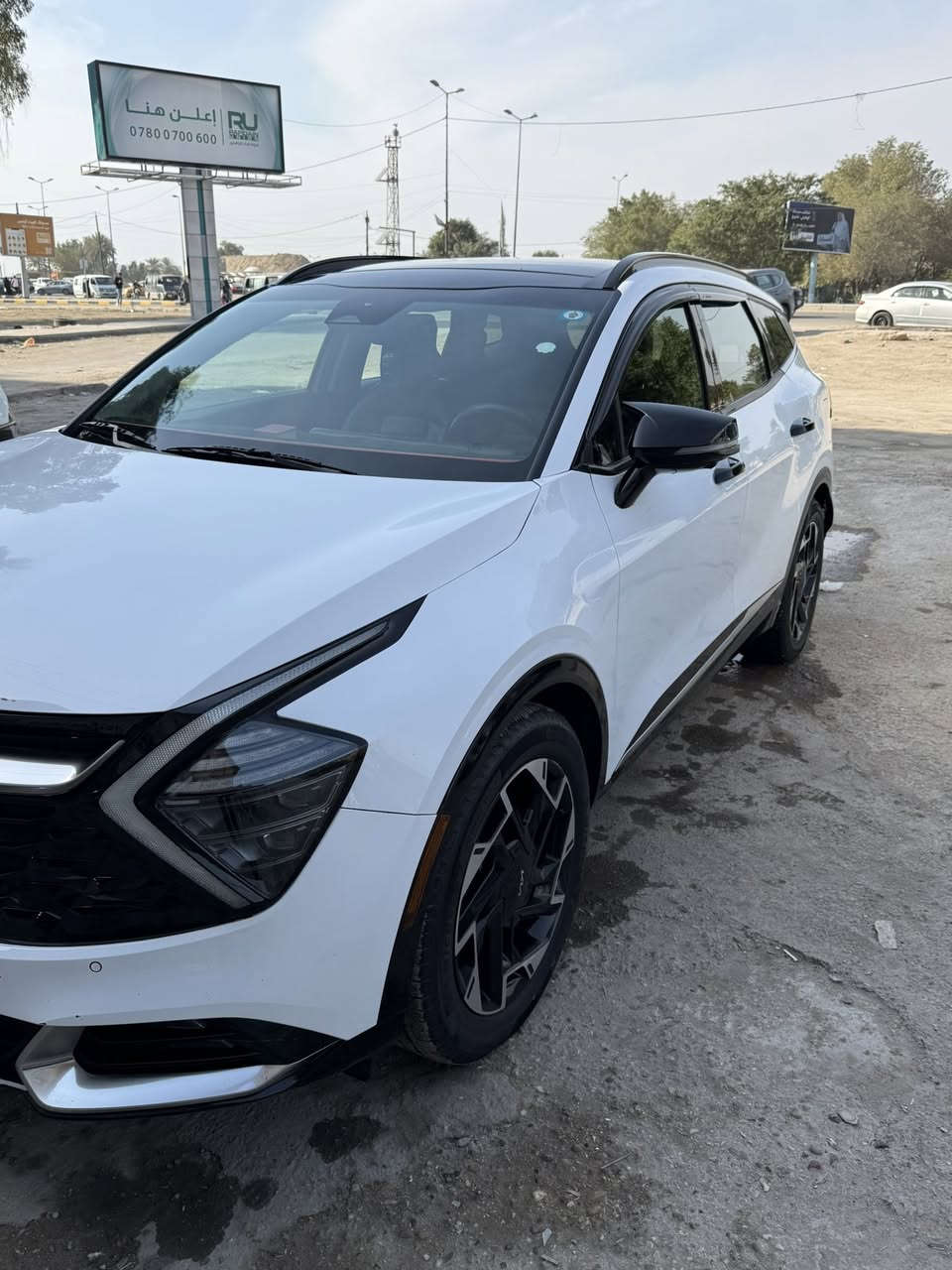 السلام عليكم ورحمة الله
كيا سبورتاج موديل 2023

فئة الSX PRESTIGE 

ماشية 120 الف كيلو

المواصفات

شاشة متصلة

كشنات تدفئة تبريد

كامرات 360

رادار امامي تفاعلي تحديد مسار قيادة ذاتية

نقاط عمياءء

اوتو هولد

اوتو بريك

ويل برستيج

بانوراما

كشنات جلد

تدفئة مقود

كشنات كهرباء ميموري للسائق

سستم صوت هارمن

تو ويل السيارة

محرك 2500 نظام حقن مزدوج 

الحادث ربع البنيد صبغ

ايرباك دركة فقط الباقي كفالة من الصبغ رقم بغداد بسمي ***********
