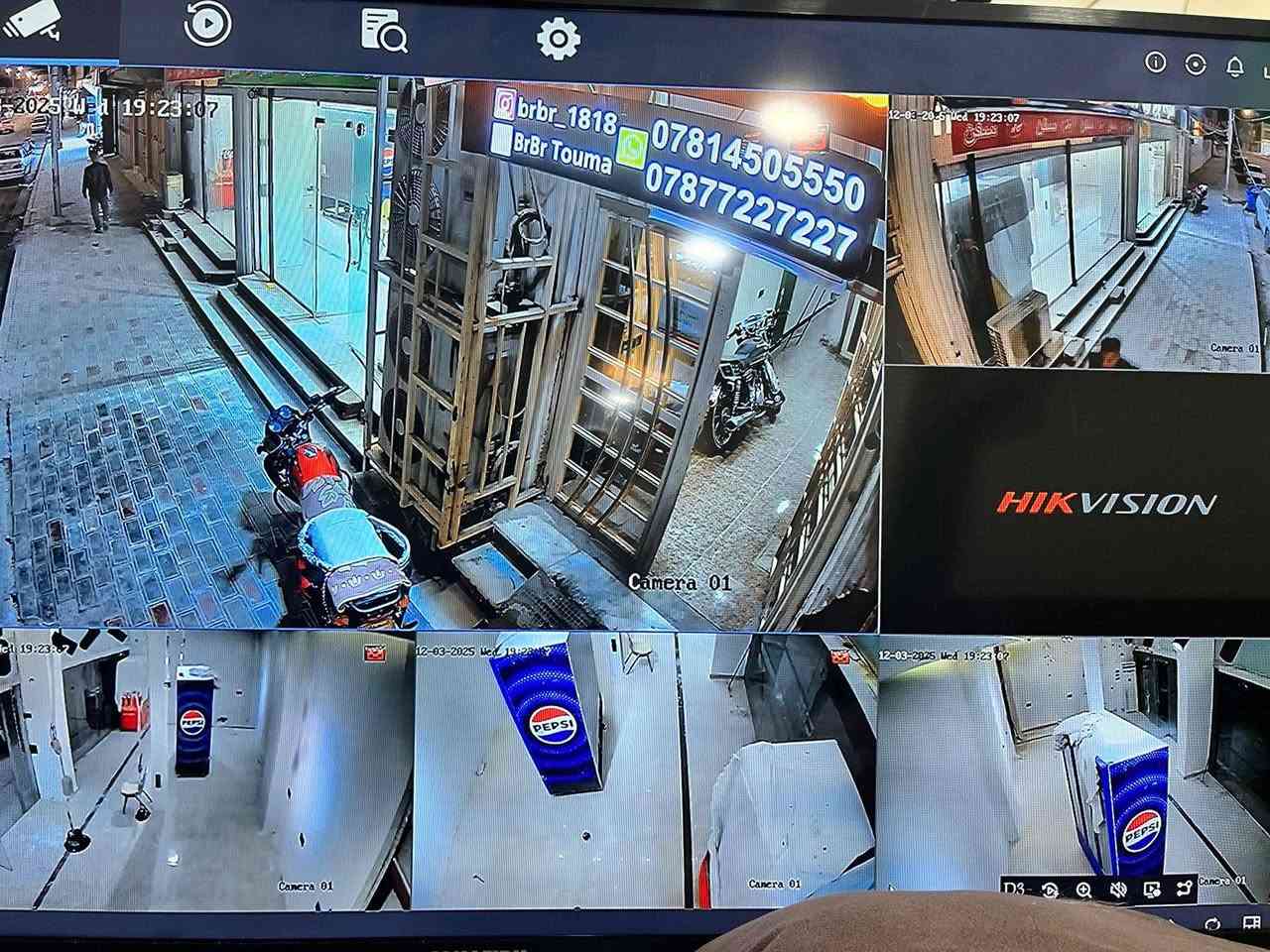 تم الانتهاء من تشغيل مجموعه من الكاميرات 
العدد 40 كاميرا 
في مجمع الاقسام الداخليه في منطقة الروضتين 
تم استخدام كاميرات نوع hikvisen  ip
٢ ميكا 
٤ ميكا
مع كافة متطلبات العمل 
نظرتي للحلول الامنيه المتكاملة 
كربلاء حي البلديه خلف كباب ابو نبيل
الاتصال/***********
