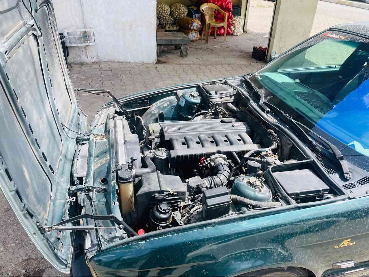 ‏(🇩🇪BMW~520i~1993🇩🇪)

فول فول مواسەفات تەنها سڵاید نیە 💯🇩🇪
520 گێڕ عادی+چوار جام کارەبای+قوفڵ مەرکەزی هەر چوار دەرگاو سنوقیش +تەبرید ساردو گەرمم لەسەر سویچ ❄️+2 کوشنی پێشەوە ئیتەرو مەساج +ئاوێنە گوێبەرخ+ئاوێنە کارابای+بلوتوزو ئۆکسو ئێمپری فایەر+ناو کرێمیەو داشبڵو بەردەرگەی زۆر زۆر جوان ماوەتەوە+دەعامی پێشو دواوەی ویلو هەموو گیانی M+گێڕمو مەکینەو ئەکسلو کارەبایو دارو بەردی بەشەرت برێکو ABS هەموو گیانی مەزبوتە تەنها لە 1سایەقی کەمەو بۆ عەیب مەگەڕێ
{ئاڕم پلاسیکی هەولێر بەشەرت}گێڕو مەکینەو🔩
ئاڕمو ئەولیاتو موسو بڕاوە بەشەرتی ١٠٠ فیتەر⚙️🔧
ڕۆنو هایدرۆلیکیم تازەبۆ گۆڕیوەوهی دەستی خۆمەو لێی بێمنەتم ماشەلڵە زۆر تندو تۆڵو بەقوەتە💯🇩🇪
هەر کەس حەزی لێبوو لەخزمەتیام چات کات
یان تێل کات جوابی کۆمێنت نادەمەوە)
ئەدمینی گوڵ🥀

{سعر~٣٩گەڵاو معامەلە}
{شوێن~پیرەمەگرون}
{***********} السليمانية, العراق
