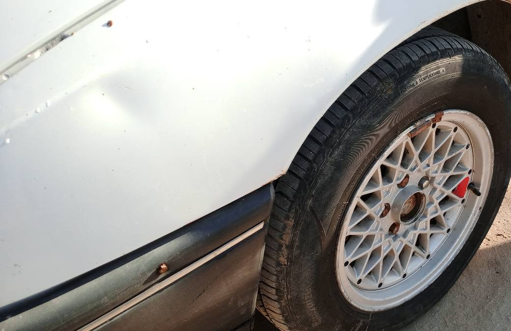 السلام عليكم اوبل او ميكا البيع مديل 90رقم القادسيه سيارة جاهزه محرك كير عادي كهربايات شغل صدر نضيف  تخم تايرات جديد   السعر 26وبيه مجال قليل العنون الحمزه الشرقي رقم الهاتف *********** واتساب ***********
