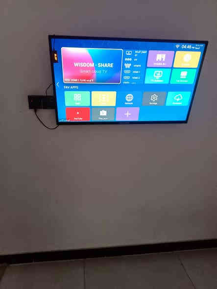 شاشه حجم42سمارت نت البيع  سعر 140بل حيانيه ***********
