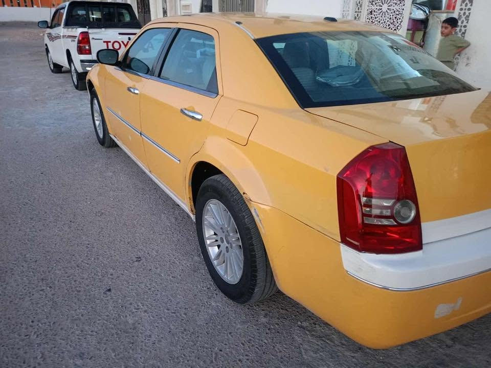 سلام عليكم اوبامه لبيع موديل 2010 اصل 
4جوكات سياره جاهزه الأخير من حداديه من تخم تاير
تبريد ثلج كل نقص مابيها سياره جاهزه الأخير 
وكير ومكينه مكفول مصفره من هيئه ومن مرور رقم كربلاء حادثها جاملق امامي ايمن فقط
نكليزي باسمي تحويل ثاني يوم مكان سياره ميسان السعر 100 وبيها مجال قليل رقم هاتف***********
