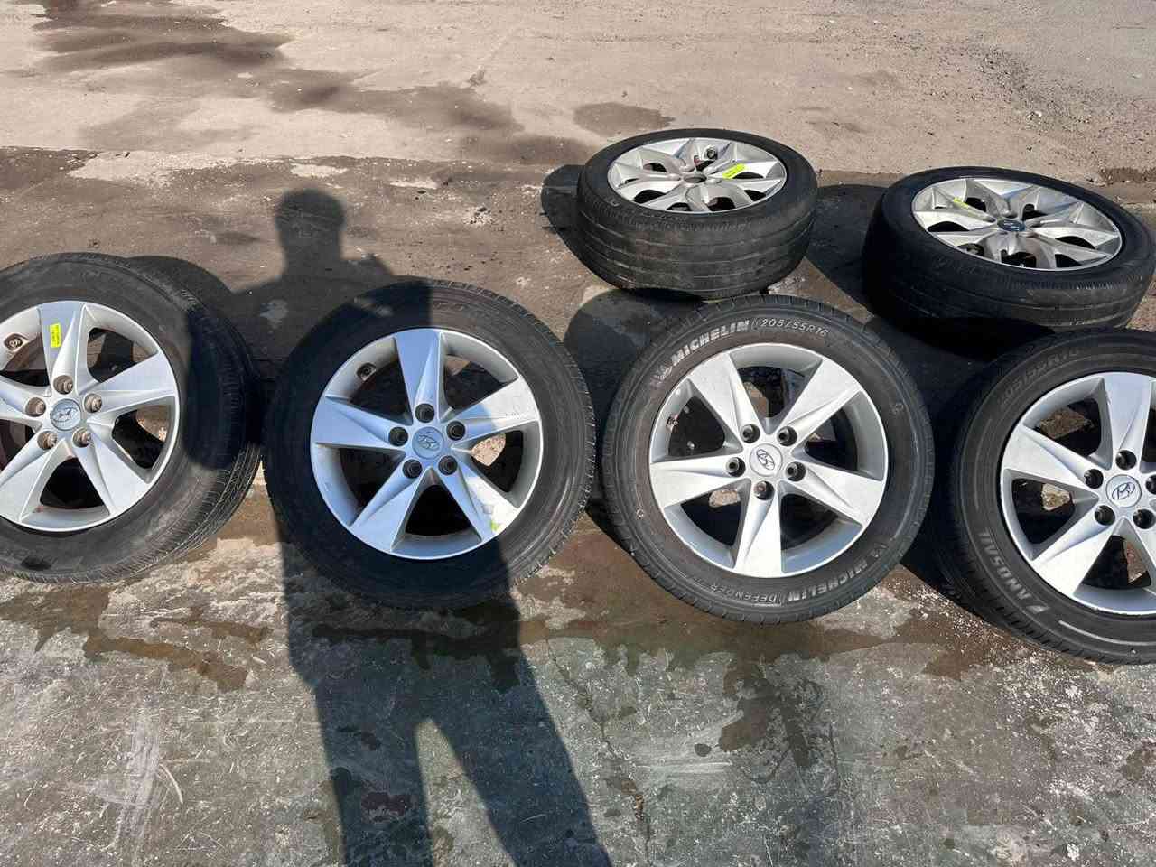 بسم الله الرحمن الرحيم
ويل كب - ويل حديد - سبير طوارئ - فلينة جك عدة كاملة زيرو كافة السيارات الكوريه اصلي حاويه   كافة السيارات الكورية الحديثة فقط.
***********
