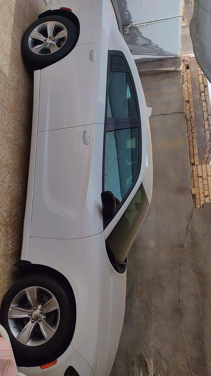 السلام عليكم جارجر ١٦
رقم ميسان باسمي
نص جاملغ صبغ سونار مرفق
 ، sxt كشنات مخمل تحك كشنات 
كهرباء شاشه جبيره ويل١٨  السعر١٩٥
 مكانه العمارة دور النفط 
للاستفسار***********
