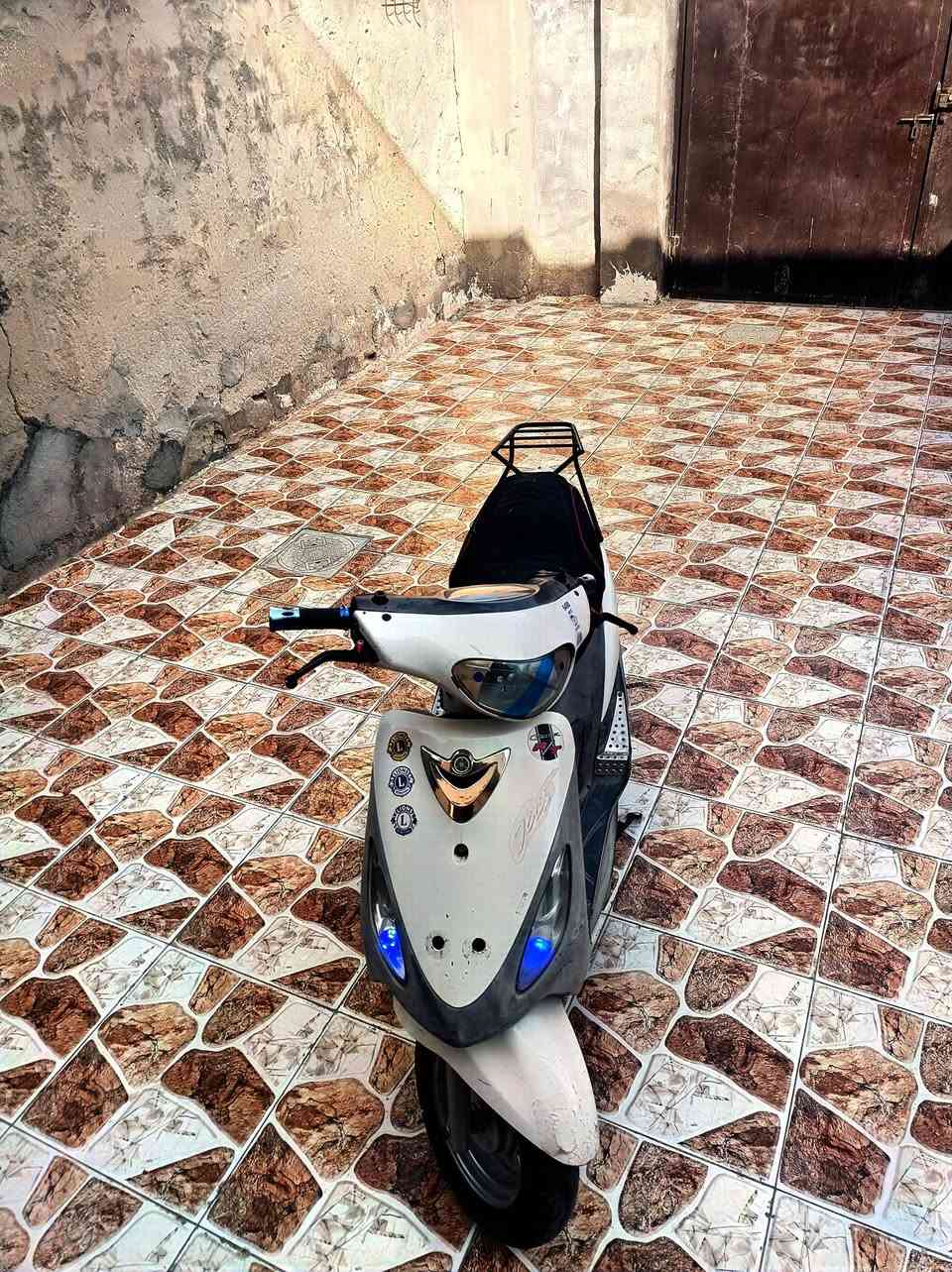 السلام عليكم
ماكس منغولي دراجه حاويه ومكفوله كفاله عامه ختم واحد كله 
دراجه نضافه كدامكم ماكو داعي اسولف نضيفه حيل واي شي مناقصه سلف هندى كهربائيات كله شغاله نهضه معدل 
دراجه تخبل وحلوه مكاني ديوانيه سعره ٥٥٠  نهايته محرك بلادي مامفتوح


**إذا كنت صاحب هذا الإعلان وتريد حذفه لأي سبب، رجاءا أرسل رسالة إلى الدعم الفني**