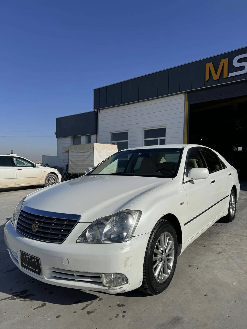 شاهینە بڕاوە بڕاوە
-٢٠٠٧ ساج مەلیکی
گەورە بە گەورە  
-١٨٢ بێ دوکەڵ بەسمە رەساسی
-٣ دوگمە 
-تەبرید سارد و گەرمی بۆ بەستراوە
-جامی هەڵگیراوە
-رۆن گێر و مەکینەی گۆراوە
-٤ ویلی نەوتی لەسەرە
-برێکی بەستراوە
-ئێمپیفایەر بەشەرت
-دەبڵ و شەمعەی لۆکی بۆ بستراوە
-جۆزەی ساڵانسەی بۆ بەستراوە
-ئۆتۆی لایتەکان
-ئۆتۆی ئاوێنەکەن
-ناوچەی کوێر 
-حومام کردنی ناوەوەی
-بەرە کوشنی تێگیراوە
-سەیارەی ماڵانە و هی مەعرەز نییە
-تەنها و تەنها کونی گەرمی و پۆلیش نەکراوە
50گلا
***********
