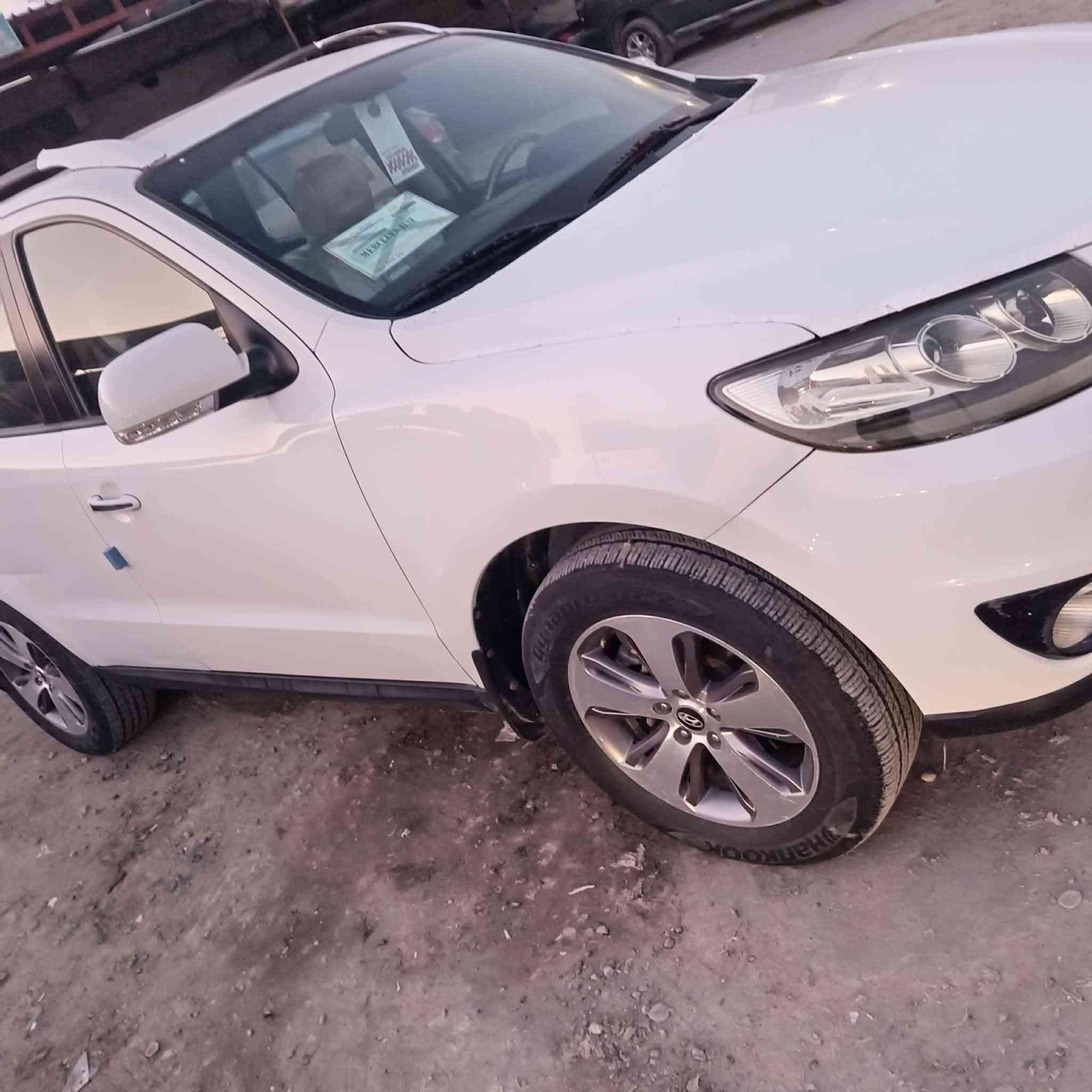 سنتافيا ٢٠١٢ وارد خليجي سلندر ٧ راكب كفاله عامه فقط بيها بارد بسيط رقم بابل سنويه ما ساقطه حداديه  وتبريد تخم تأير كله جديد العنوان بابل حله السعر ١٥٨ وبيه مجال بسيط وما متواجد خاص  الرقم ***********
