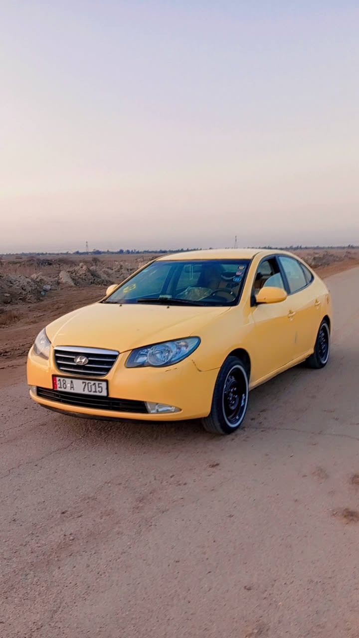 السلام عليكم
النترا 2010 
جاهزه مصفره هيه وغرامات 
حادث قبق جنطه مبدل  فقط 
تبريد تدفه كله شغال 
تخم تاير محرك 2000 جديد 
السياره ليبل واحد 
للستفسار اتصل ***********
