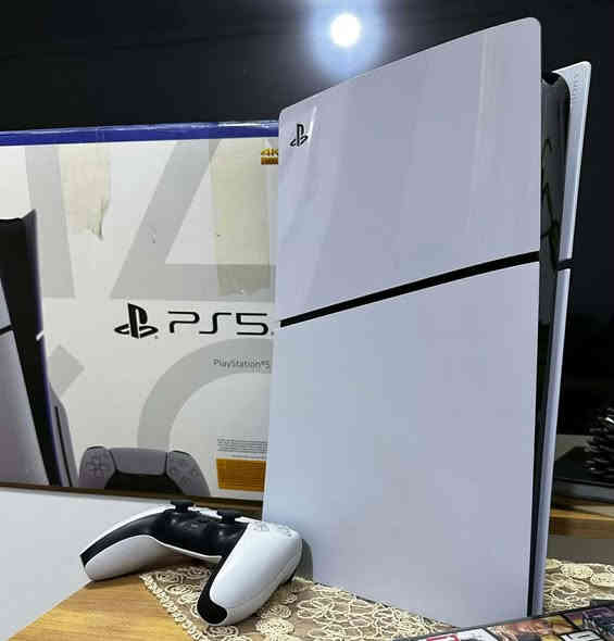 مستخدم شي قليل جدا
نظيف ويا يدتين اصليات هم نظيفات
مشتري بي العاب باتلفيلد وكود 
وفيفا 24
نظيف اخو الجديد انطيك بي ضمان شهرين شيصير بي ترجعلك فلوسك
680 وبي مجال شي بسيط
*********** هذا رقمي ومابي وااتساب اذا تريد راسلني ع صفحتي
