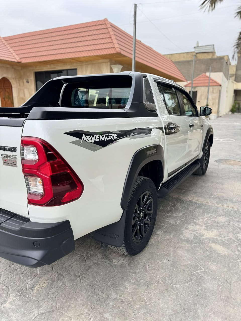 تويوتا هايلوكس ادفنجر 2024
سيد نهرو كويتي 
رقم اربيل 
العداد 60 الف 
تريد تحويل تريد وكالة 
كفاله عامه حتى من الخدش 
سياره حيل جديده 
السعر 406
العنوان بغداد اليرموك اربع شوارع
***********
